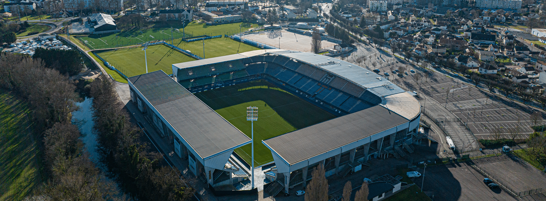 Accueil du Paris FC au Stade de l'Aube